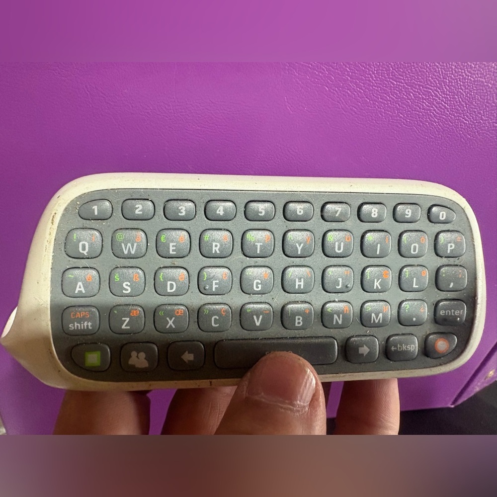 Microsoft Xbox 360 Chatpad in Cream